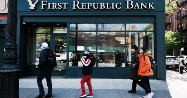 AMERİKANIN İFLASI DAVAM EDİR – ÜÇÜNCÜ ƏN BÖYÜK BANK DA ÇÖKDÜ