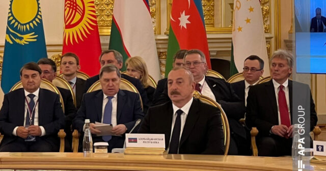 İlham Əliyev : Zəngəzur dəhlizi beynəlxalq dəmir yol marşrutlarının bir hissəsinə çevriləcək