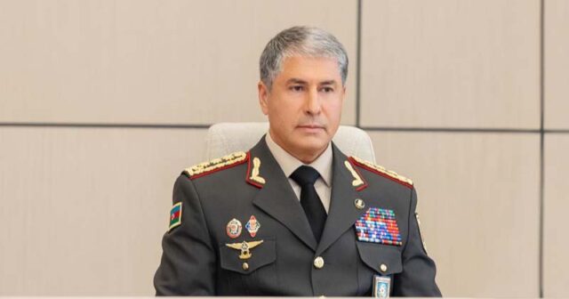 Vilayət Eyvazov DYP rəisini işdən çıxardı