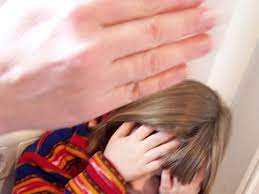VALİDEYNLƏRİN DİQQƏTİNƏ: UŞAQLA SƏRT RƏFTAR BU PROBLEMLƏRİ YARADIR…