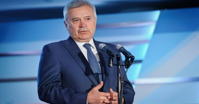 Azərbaycanlı milyarder “Yandex”i almaq istəyir