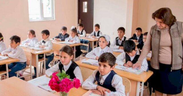 “DƏRSLƏR SAAT 7-DƏ BAŞLASIN…” – EKSPERTDƏN TƏKLİF