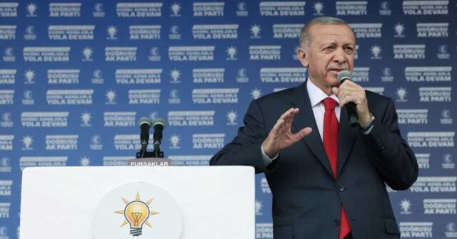 Ərdoğan: “Qızıl Aypara Cəmiyyətinin çadır satması məni çox üzdü”