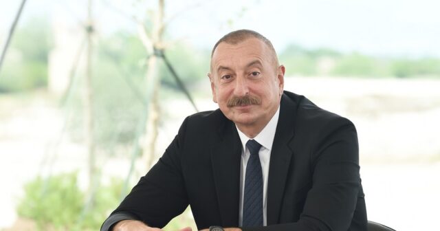 Prezident İlham Əliyev Azərbaycan veteranlarını təbrik edib