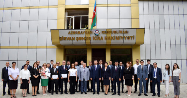 Şirvanda dövlət qulluqçularının peşə bayramı qeyd edilib