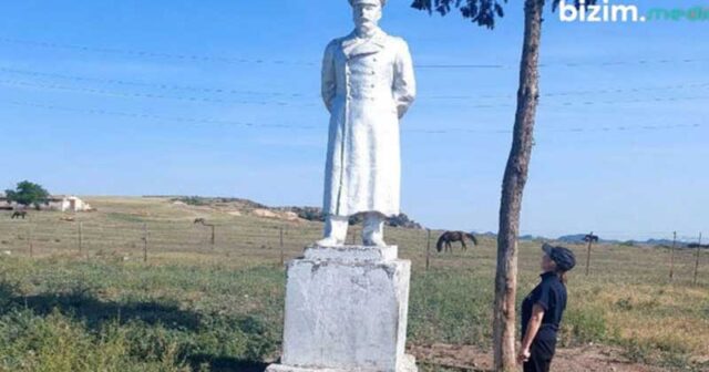 Oğuzun Çaldaş kəndinin “özəl” Stalini (FOTO/VİDEO)