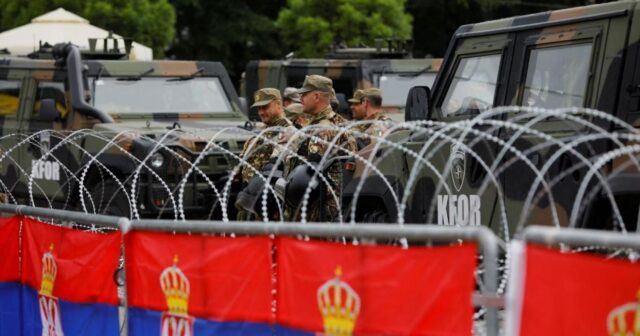 MAKRON VƏ ŞOLTS KOSOVADAKI SEÇİMLƏRİN TƏKRARLANMASINI İSTƏDİ