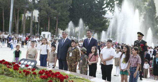 Şirvan şəhərində “1 iyun-Uşaqların Beynəlxalq Müdafiəsi Günü” münasibətilə bayram tədbiri keçirilib