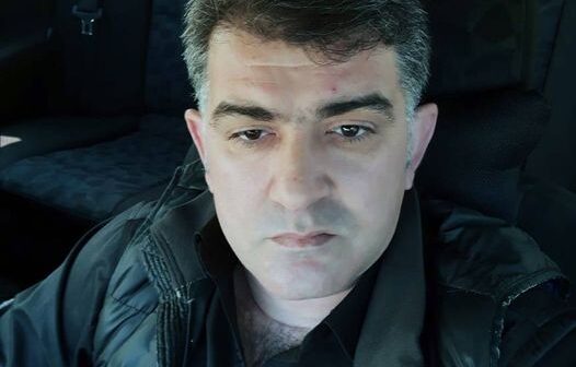 AKTYOR TAKSİ SÜRÜCÜSÜ İŞLƏMƏYƏ MƏCBUR QALDI… “TEATR RƏHBƏRLƏRİ YAŞIMA GÖRƏ MƏNİ QƏBUL ETMİR…”