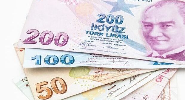 TÜRK LİRƏSİ KƏSKİN DƏYƏR İTİRİR… TAKSİ 500 TL-YƏ APARIR, DÜRÜM 80 TL-DİR…