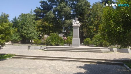  Turistlərin axın etdiyi Şəki parkları niyə NƏZARƏTSİZ QALIB? – FOTO