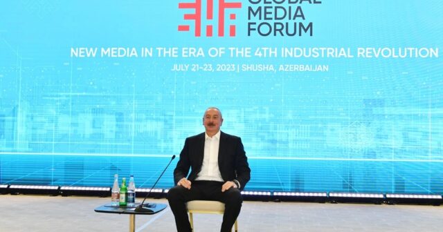 Prezident Şuşadakı forumda çıxış edir – Canlı