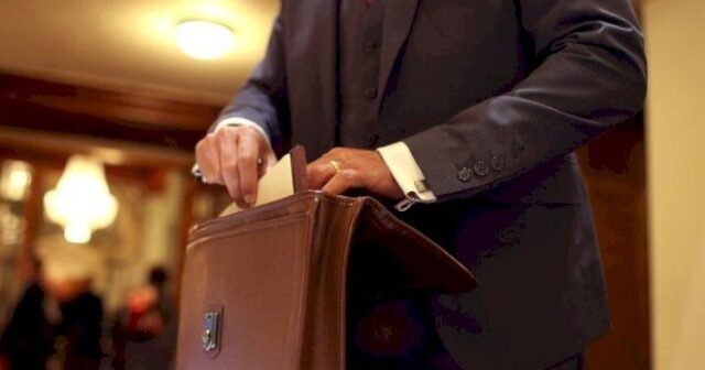 Prezidentin yüksək vəzifə verdiyi Anar Məmmədov kimdir? – FOTO