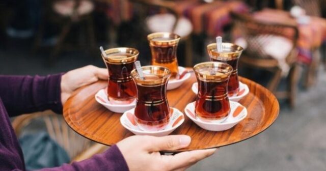 Düzgün içilməyən çay xərçəng riski yaradır