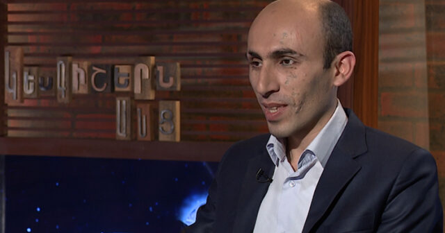 BEQLARYANDAN SƏFEH SUAL: “BƏLKƏ UNA ZƏHƏRLİ MADDƏ  QATIBLAR?!”