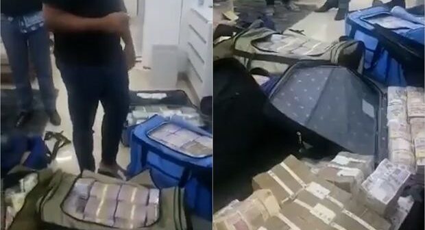 Qabonun devrilmiş prezidentinin evində pulla dolu çamadanlar tapıldı – VİDEO