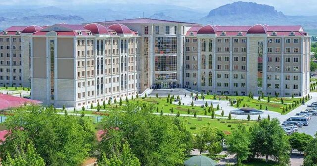 Naxçıvan Mərkəzi Xəstəxanasındakı 94 həkimdən 50-si ixtisasına uyğun fəaliyyət göstərmir