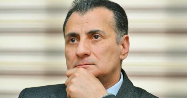 MİRŞAHİN: “FLORA KƏRİMOVADAN, ÇİNGİZ ABDULLAYEVDƏN KARDAŞYANLIQ GÖZLƏYİRƏM…”