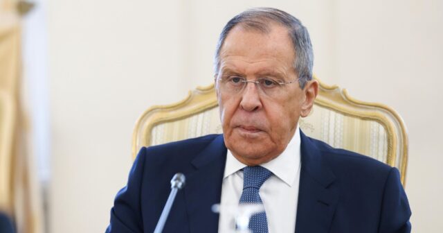 Lavrov: Ukrayna ilə bağlı Rusiyanın maraqlarını nəzərə alan təkliflərə baxmağa hazırıq