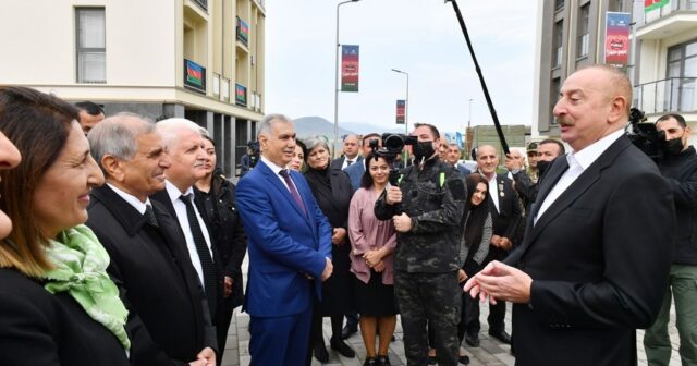 Prezident: “Ordu xərclərinə yenə də vəsait ayırmalıyıq, çünki yumruq daim yerində olmalıdır”