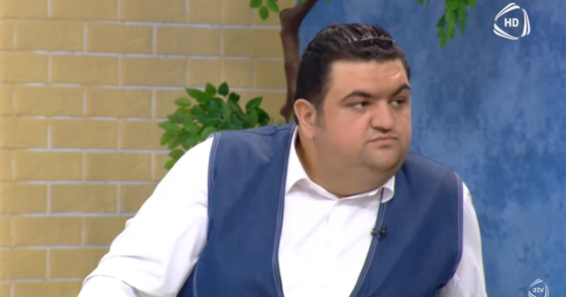 Aşıq Əli: “Qadın evdə ancaq uşağı tərbiyə edib, yeməyi bişirə bilər” – VİDEO
