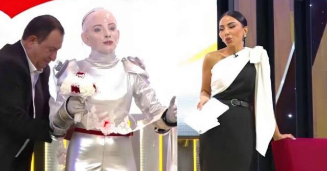 “Vağzalı” çalınıb belinə qırmızı lent bağlandı: Nanə “Robota” toy etdi – VİDEO
