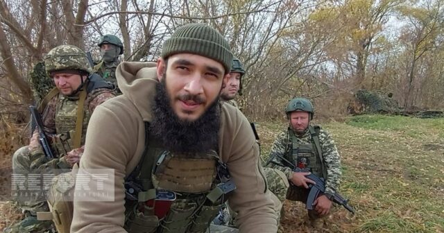 Ukrayna prezidenti briqadasının azərbaycanlı komandiri: “Cinahlardan keçməyə çalışan düşməni geri oturtduq”