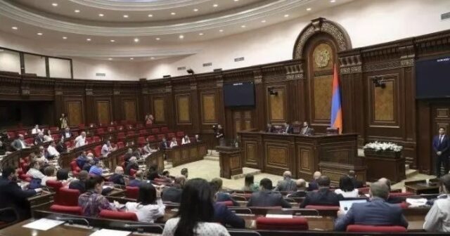 RUSİYA ERMƏNİ DEPUTATLARA QARŞI SANKSİYA TƏTBİQ EDƏCƏK