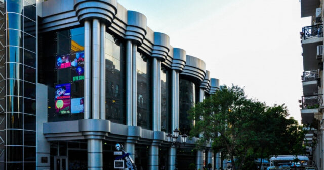Gənc Tamaşaçılar Teatrının dekabr repertuarı