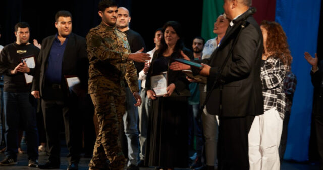 Musiqili Teatrın əməkdaşları mükafatlandırıldı – FOTO