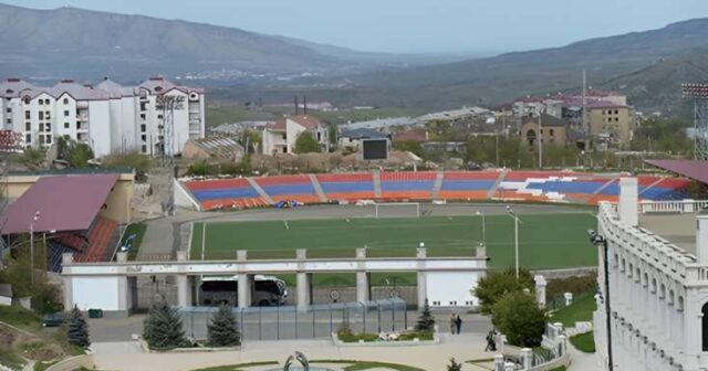 Xankəndi stadionunda söküntü işlərinə başlanıldı – Video