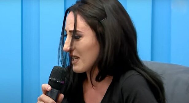 Atası qəzada öldü, anası 15 günlük olanda atıb getdi – CANLI EFİRDƏ DƏHŞƏTLİ ANLAR