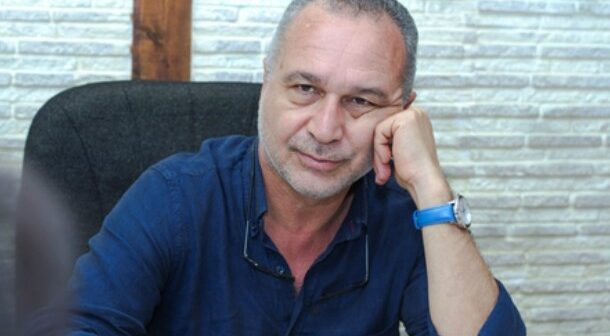 “İstirahət günləri ilə bağlı qərar öncədən verilsin, camaat işini bilsin”-Azər Qəribov