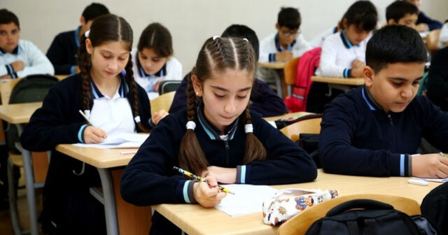 Bayramdan sonra məktəblərdə tədrisin başlayacağı tarix açıqlandı