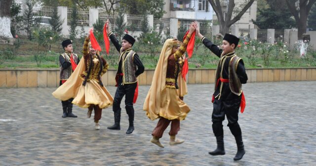 Xətaidə Heydər Əliyevin 100 illik yubileyinə həsr olunmuş növbəti ağacəkmə aksiyası keçirilib