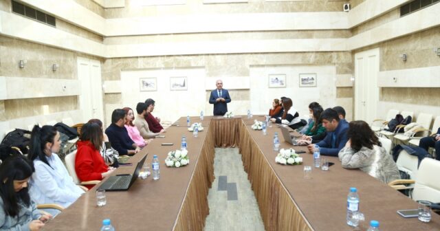 Prezident seçkisində medianın rol və vəzifələrinə həsr olunan praktiki seminar keçirilib