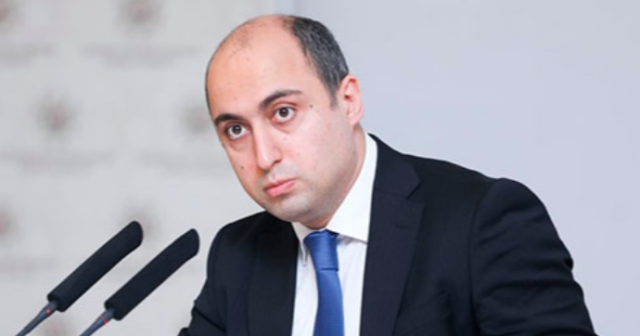 Nazir: Gənc alimə ev verməkdənsə, elə maaş verək ki, həm ev ala bilsin, həm də motivasiyası olsun
