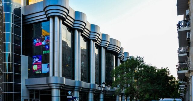 Gənc Tamaşaçılar Teatrı mart repertuarını açıqlayıb