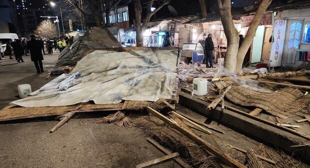Bakıda “Ətçilər” kimi tanınan ərazidə yerləşən kafelər və mağazalar sökülür