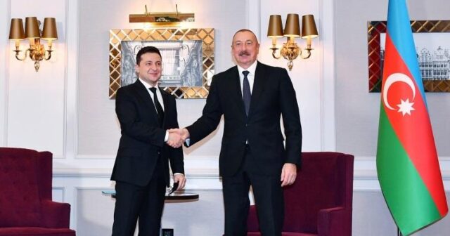 Zelenski İlham Əliyevi təbrik etdi