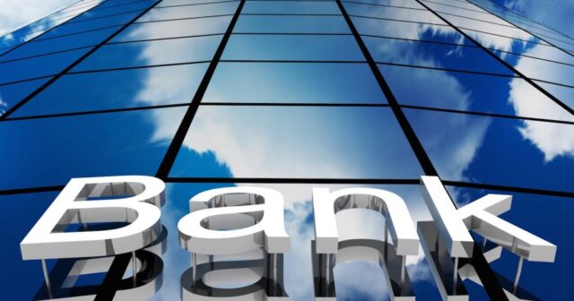 Azərbaycanda hansı banklar güvənlidir… – Deputat problem yaşadığı bankın adını çəkdi