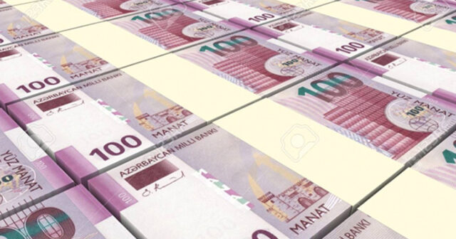 Bankların borcun bağlanmasına dair arayışa görə pul tələb etmələri etirazlara səbəb olur (VİDEO)
