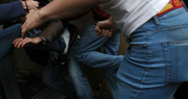 Bakıda aşpaz siqaret kötüyünə görə vətəndaşı döydü – İTTİHAM