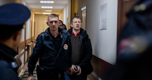 Buçadakı qətllərdən yazan rus jurnalist 8 il cəza ala bilər