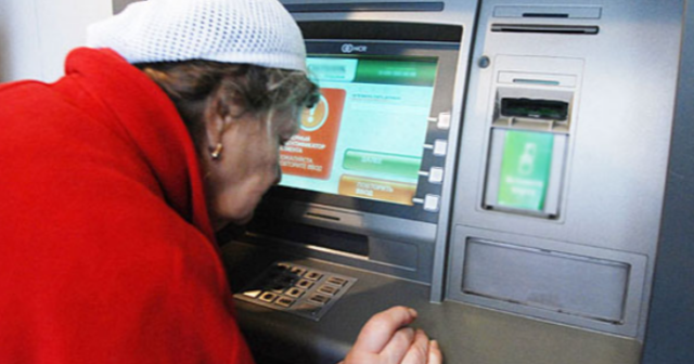 Azərbaycanda bu qadınlar 5 il daha tez pensiyaya çıxacaq