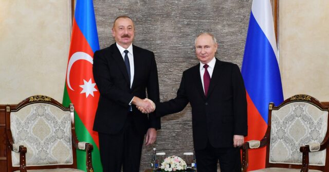 Azərbaycan və Rusiya prezidentlərinin təkbətək görüşü olub