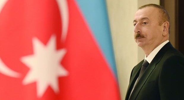 Prezident quru sərhədlərin bağlı qalmasından danışdı