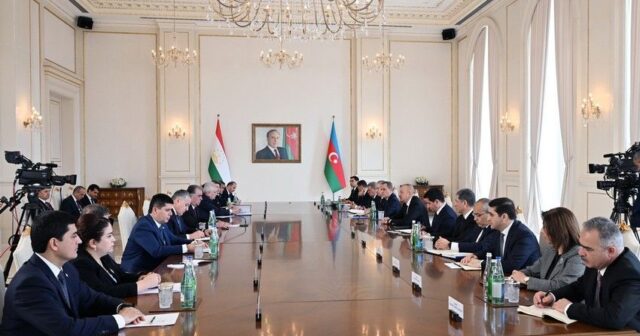 Azərbaycan və Tacikistan prezidentlərinin geniş tərkibdə görüşü oldu
