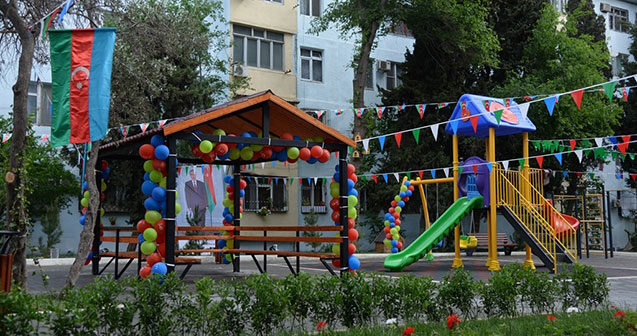 Nəsimidə növbəti “Abad həyət” istifadəyə verildi – Fotolar