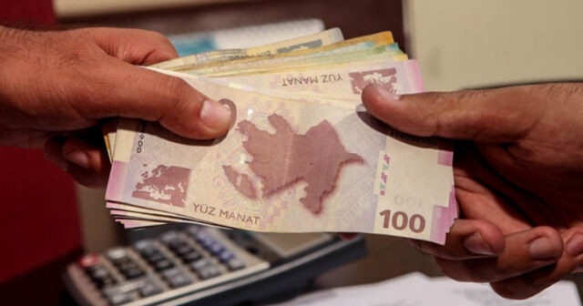 Azərbaycanda kişilərlə qadınların orta aylıq əməkhaqqı arasında fərq açıqlanıb